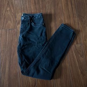 Black skinny jeans